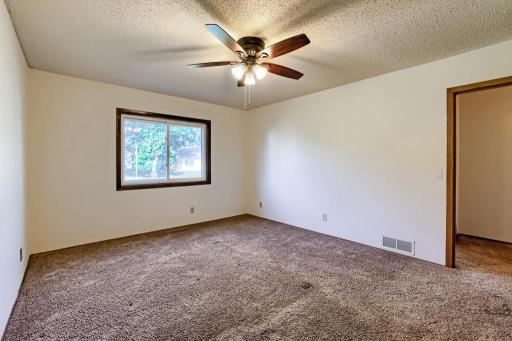 3743 Goodwin Ave N - MLS Sized - 017 - 17 Primary Bedroom.jpg