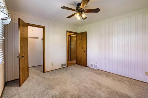 3743 Goodwin Ave N - MLS Sized - 024 - 24 Bedroom.jpg
