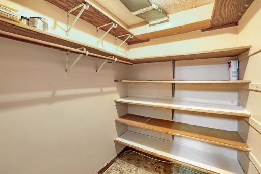 3743 Goodwin Ave N - MLS Sized - 025 - 25 Closet.jpg
