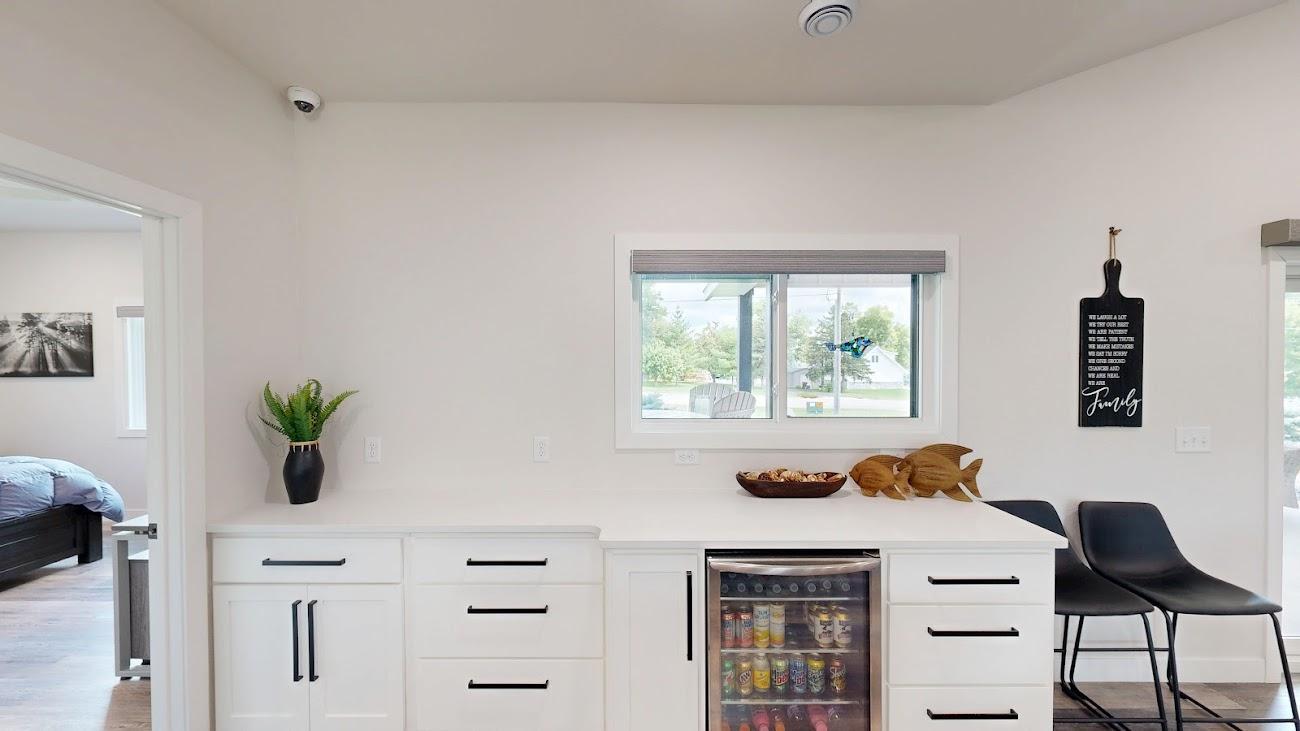 Kitchen area.jpg