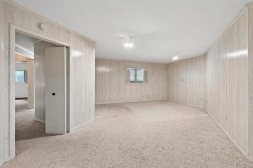 15695 Sussex Drive, Minnetonka, MN 55345