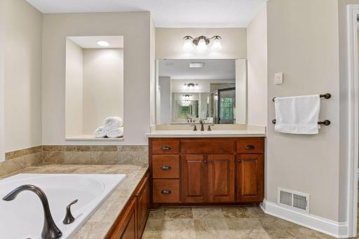 1640 Field Drive, Victoria, MN 55386