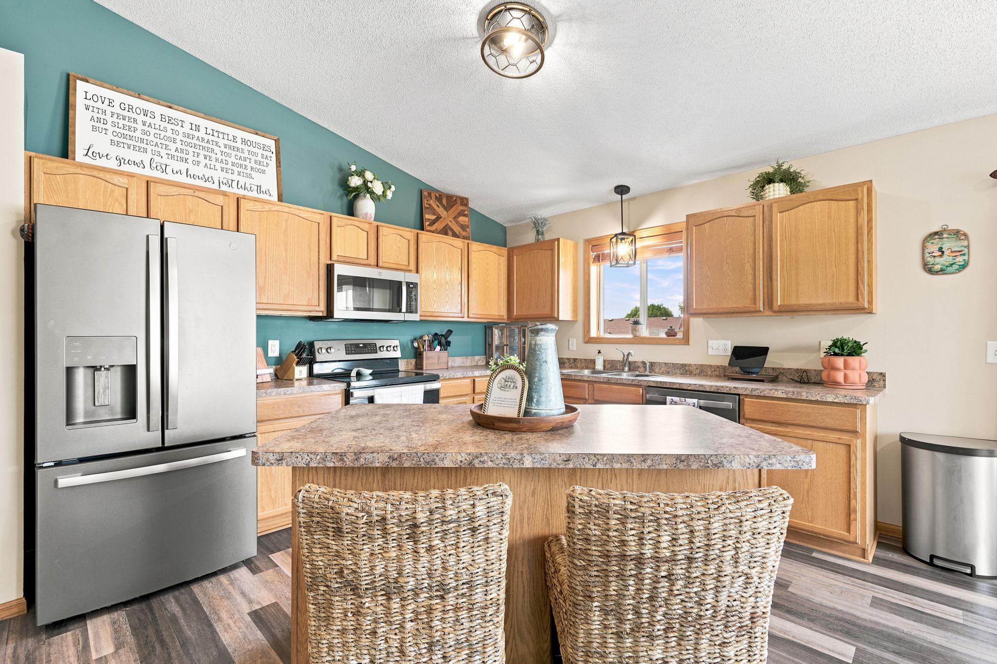 Updated Kitchen with Stainless Steel Appliances