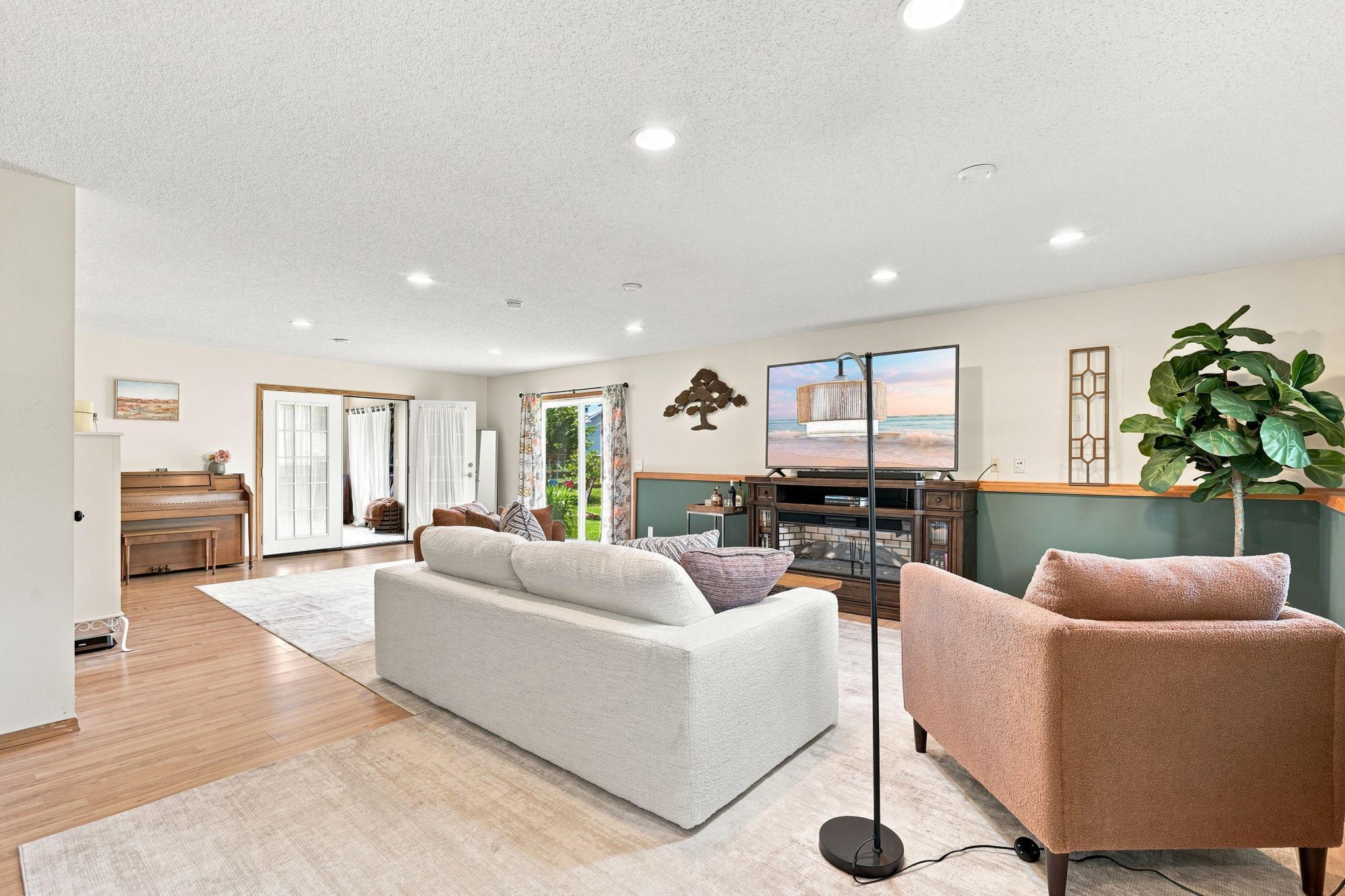 Gorgeous Walkout Lower Level