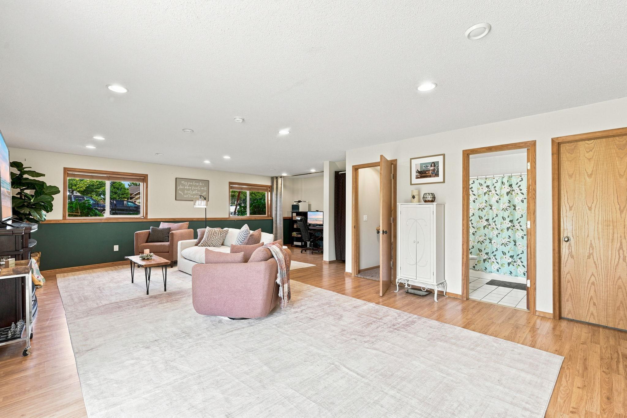 Gorgeous Walkout Lower Level
