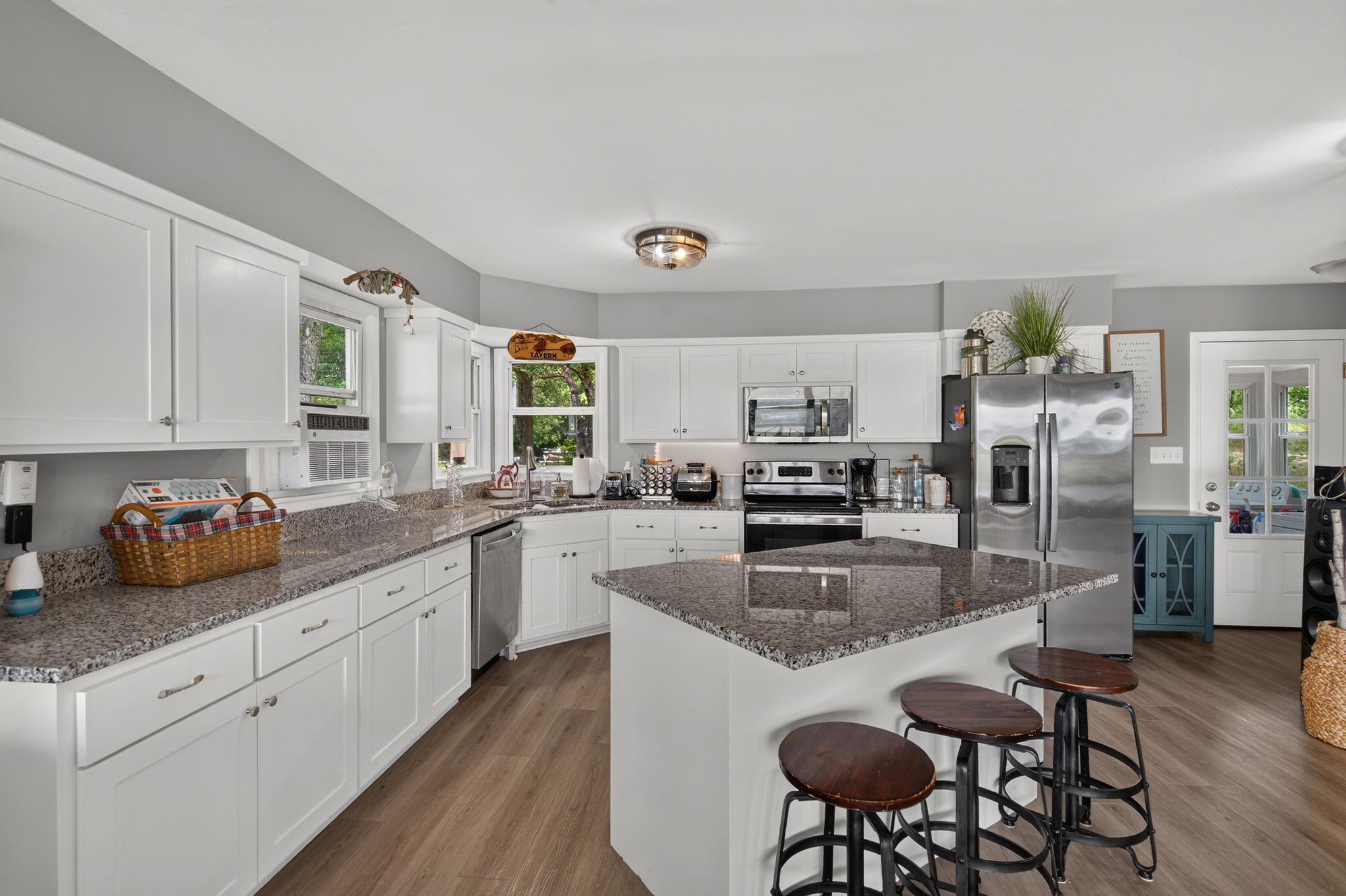 Kitchen w/stainless steel appliances