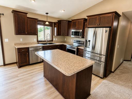 Kitchen 2.png