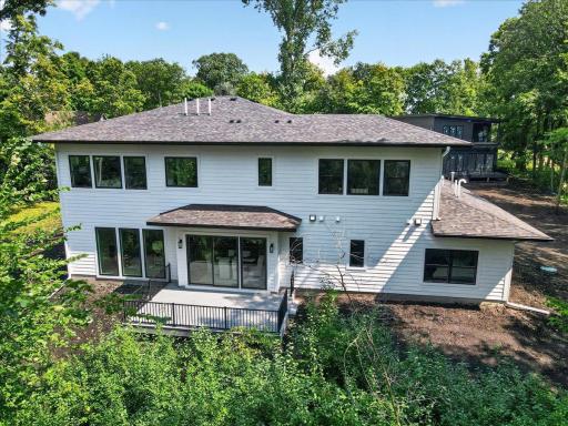 The LP SmartSide engineered wood siding will look good for years to come!