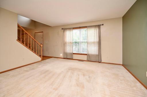 4 Living Room I.jpg