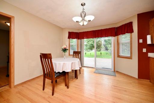 7 Dine-in Kitchen.jpg