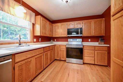 10 Kitchen III.jpg