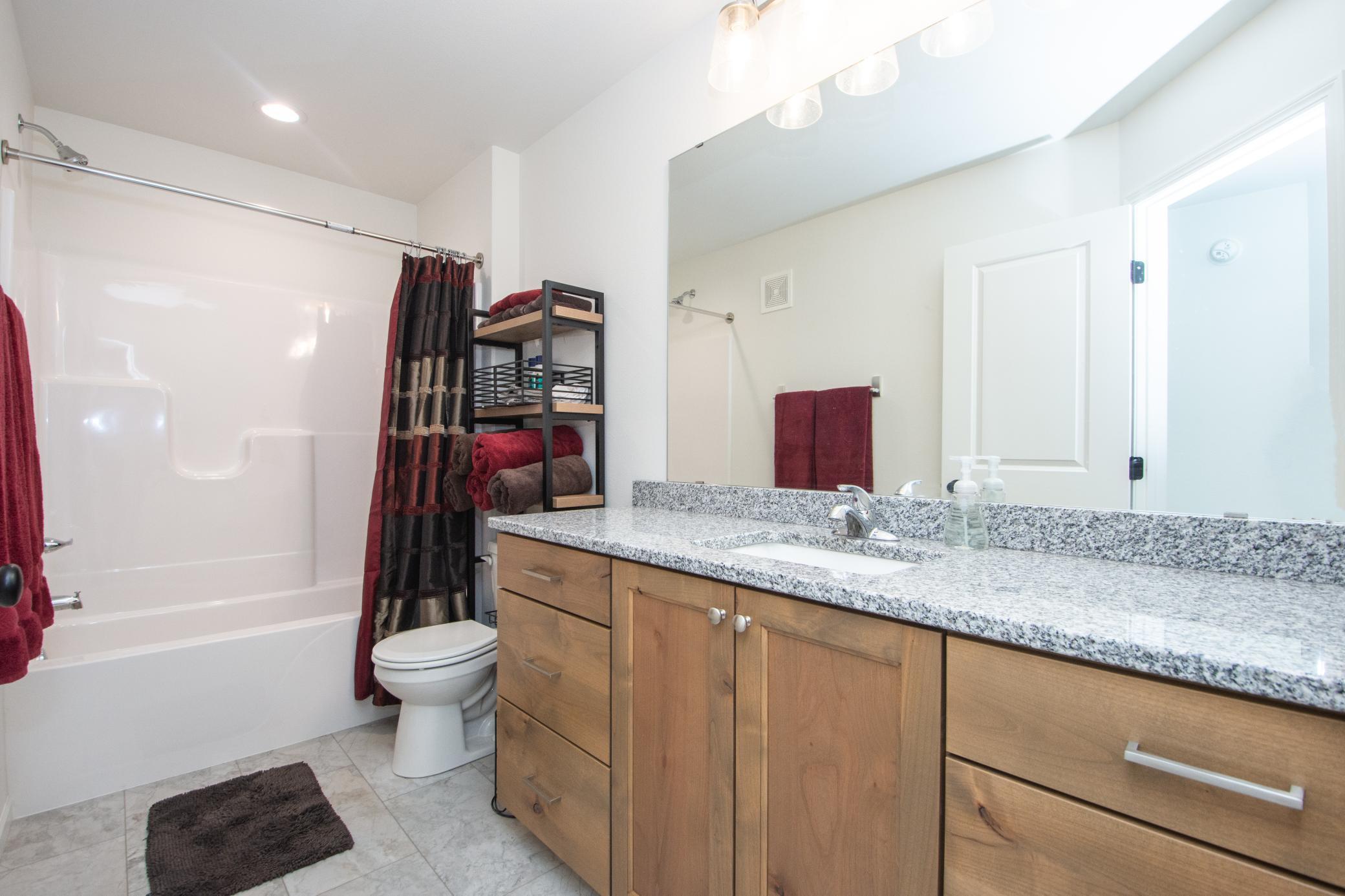 Upper level Full Bath