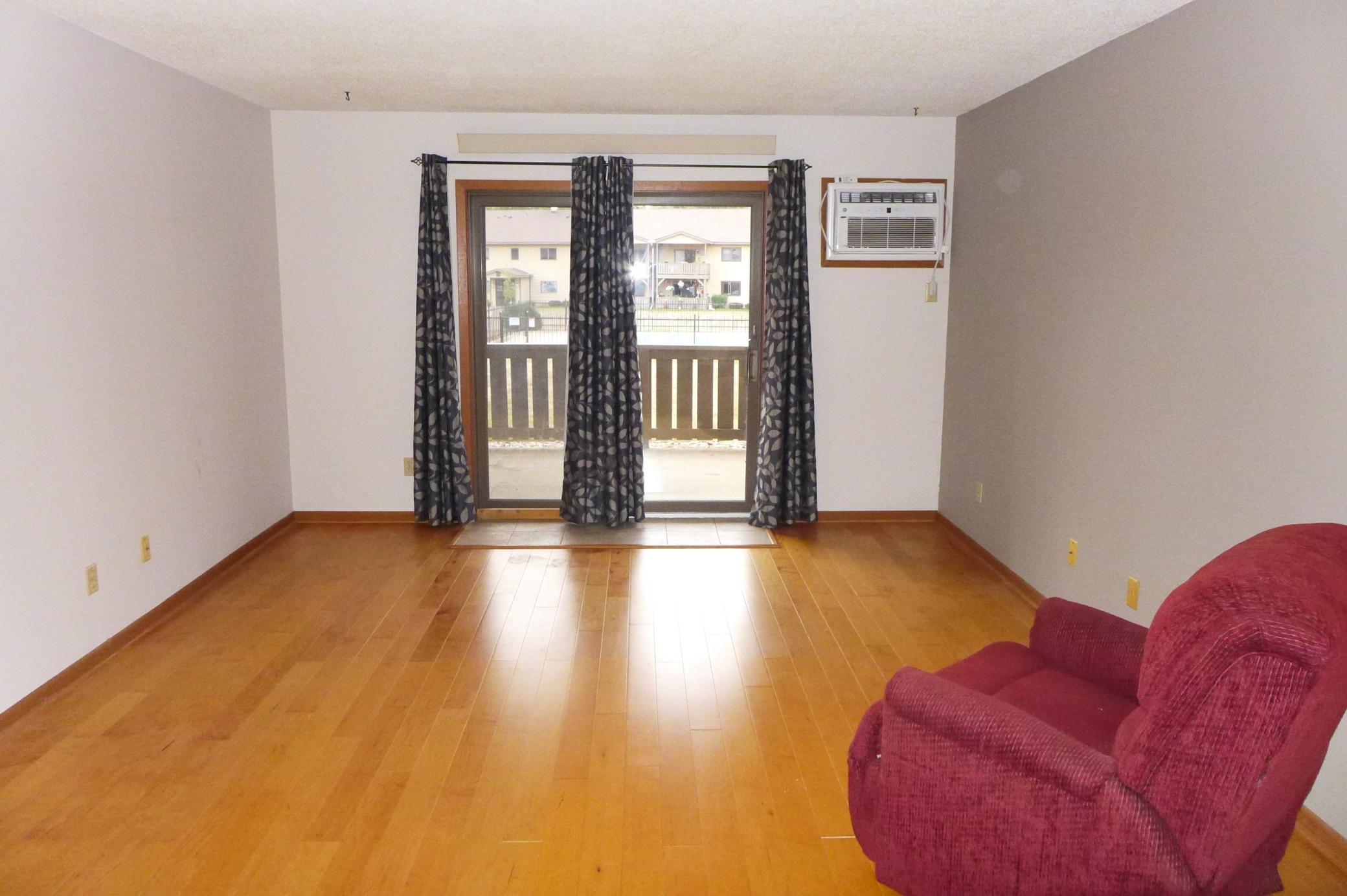 Living Room w/Patio Door