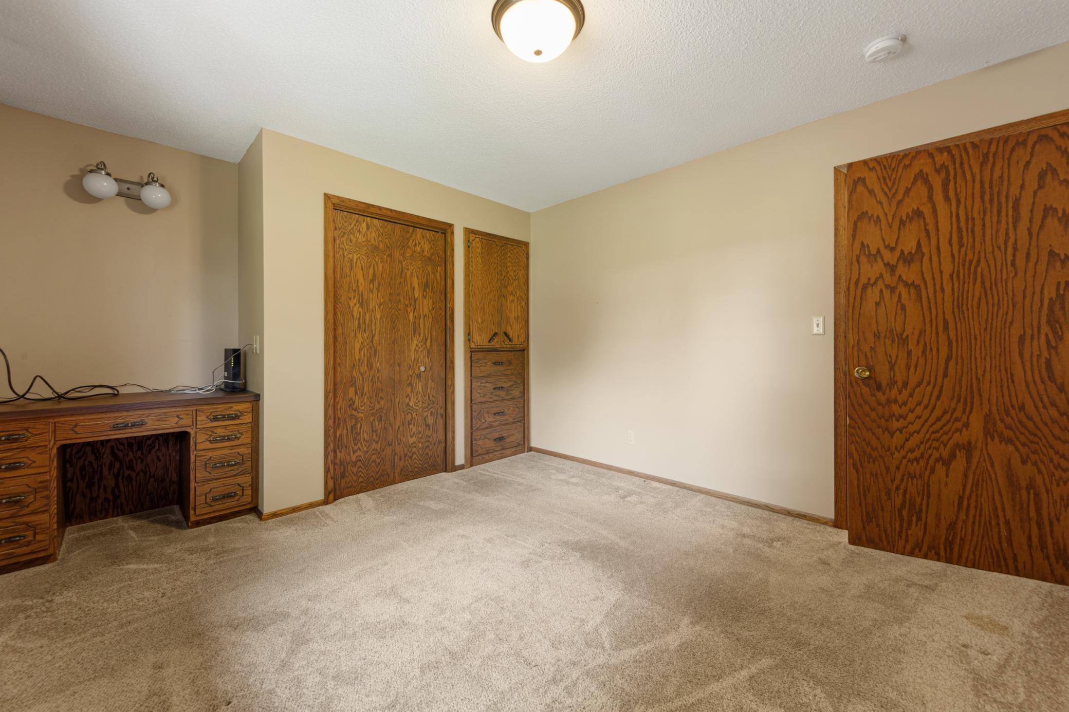 34_30 bedroom 2.jpg