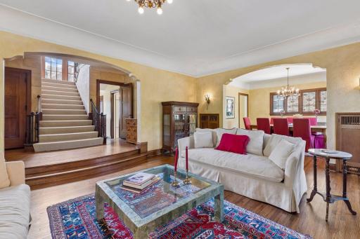 401 W Minnehaha Parkway, Minneapolis, MN 55419