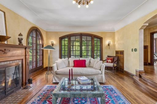 401 W Minnehaha Parkway, Minneapolis, MN 55419