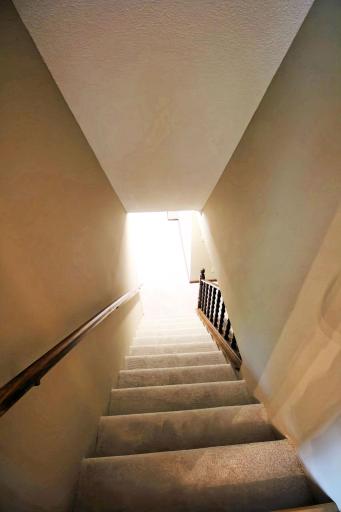Stairs to LL