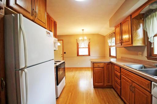 Custom Cabinets Kitchen