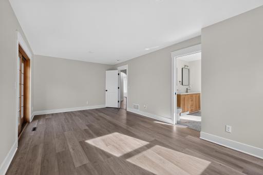 16_10489_Barnes_Way_E-Bedroom-2593.jpg