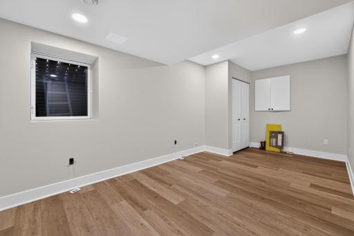 14_10489_Barnes_Way_E-Bedroom-2587.jpg