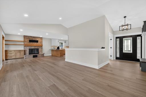 05_10489_Barnes_Way_E-Living_room-2604.jpg