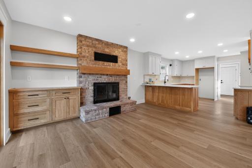 06_10489_Barnes_Way_E-Living_room-2607.jpg