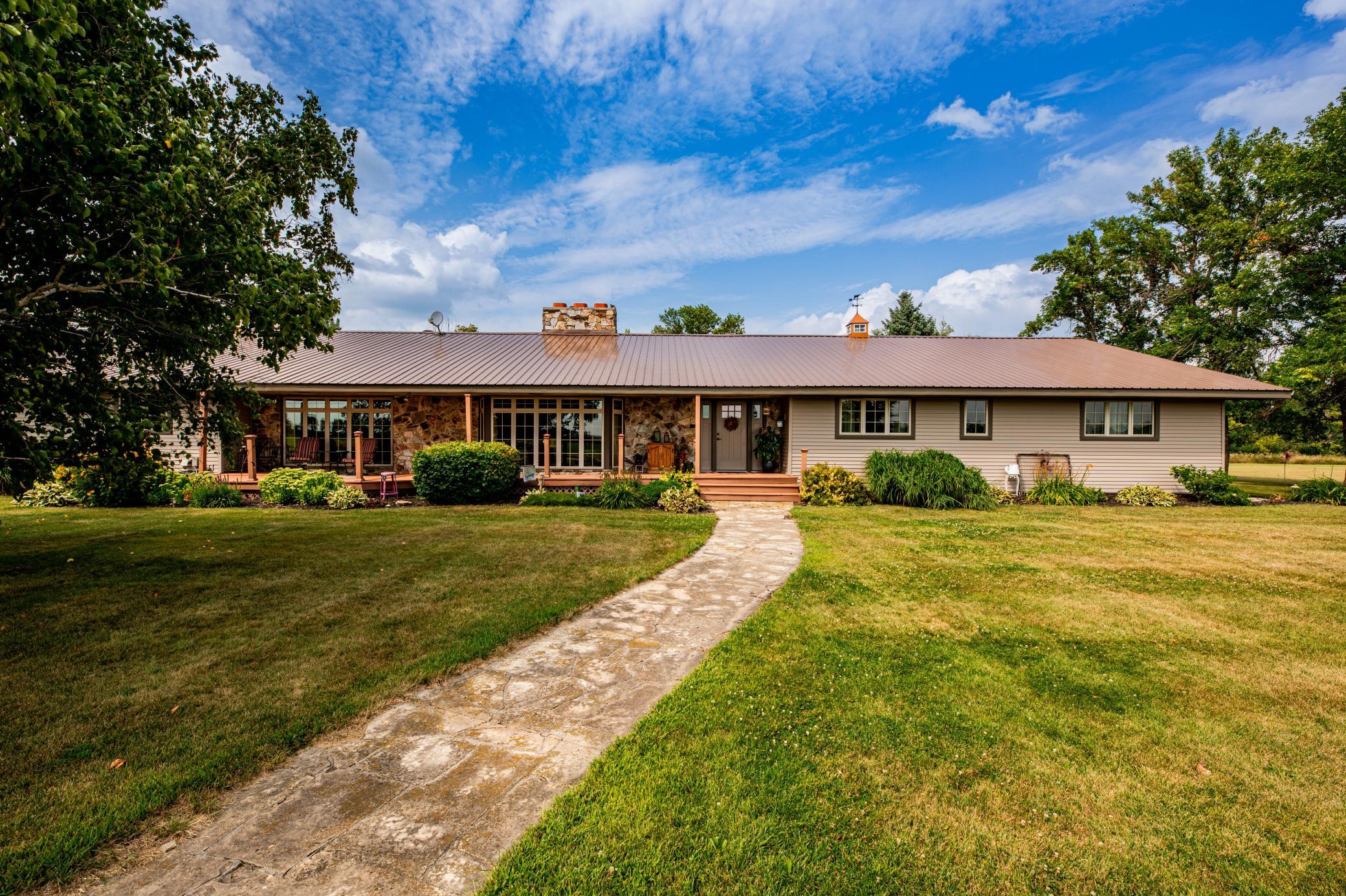 Property photo for 8005 HWY 32, Gwinner, ND 58040