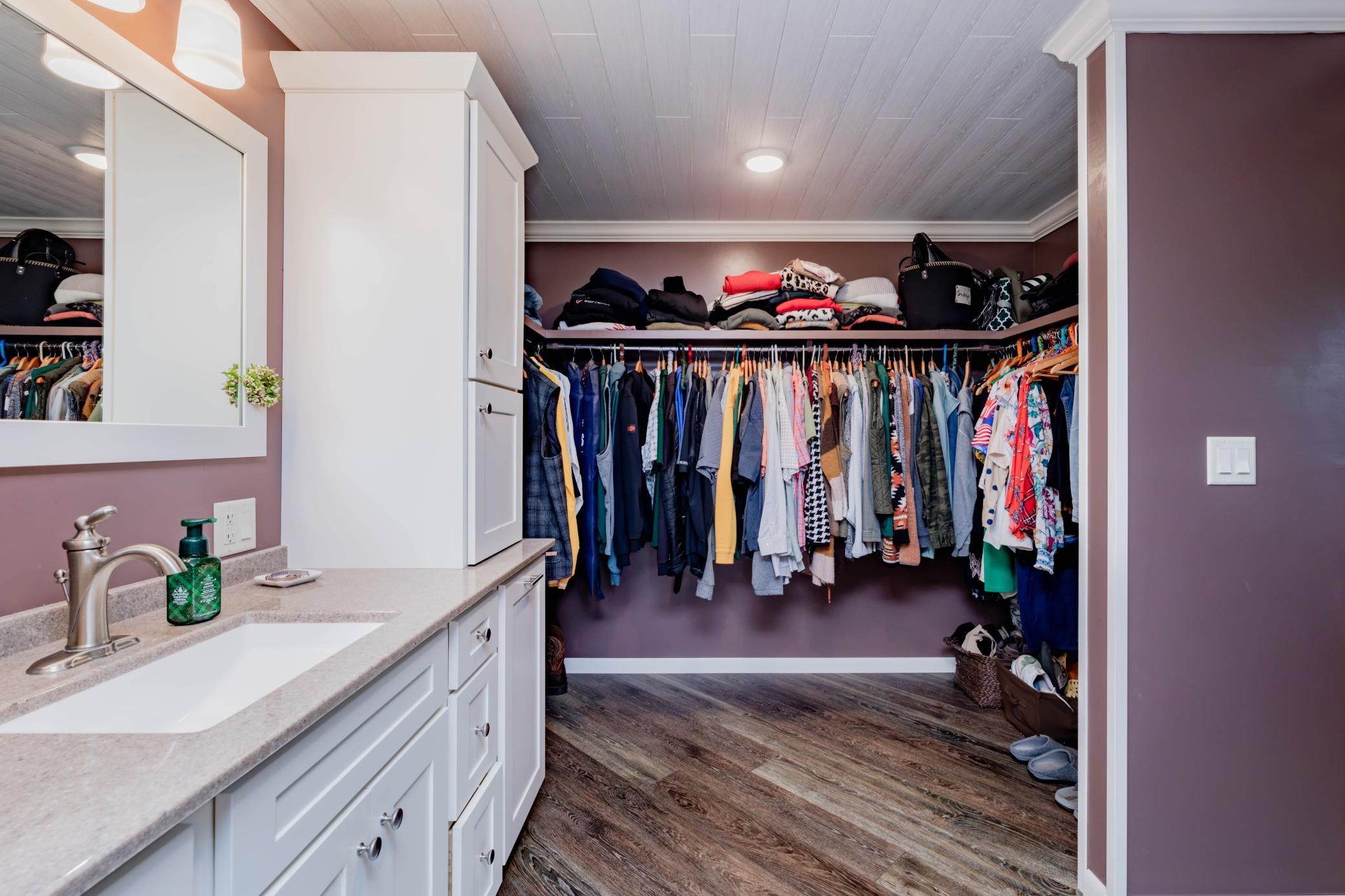 Master Suite Closet