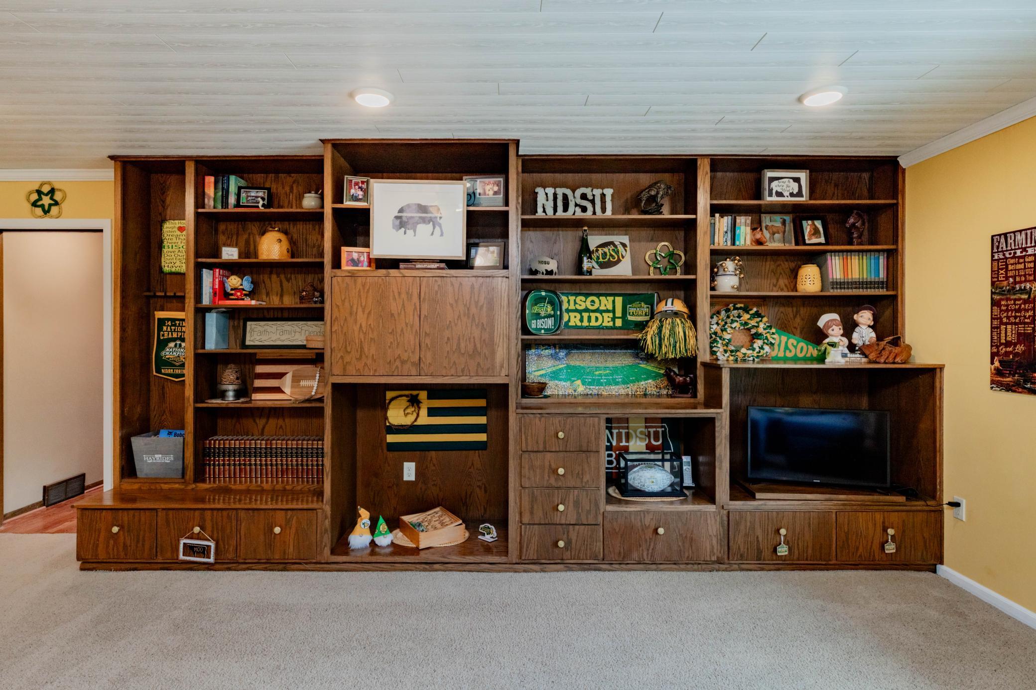 Den Built-In