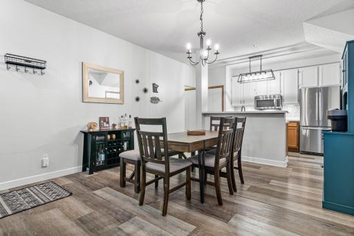 INFORMAL DINING ROOM