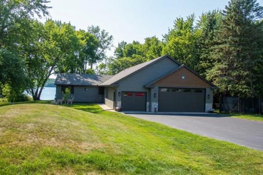 11489 Alcott Drive, Sauk Centre, MN 56378
