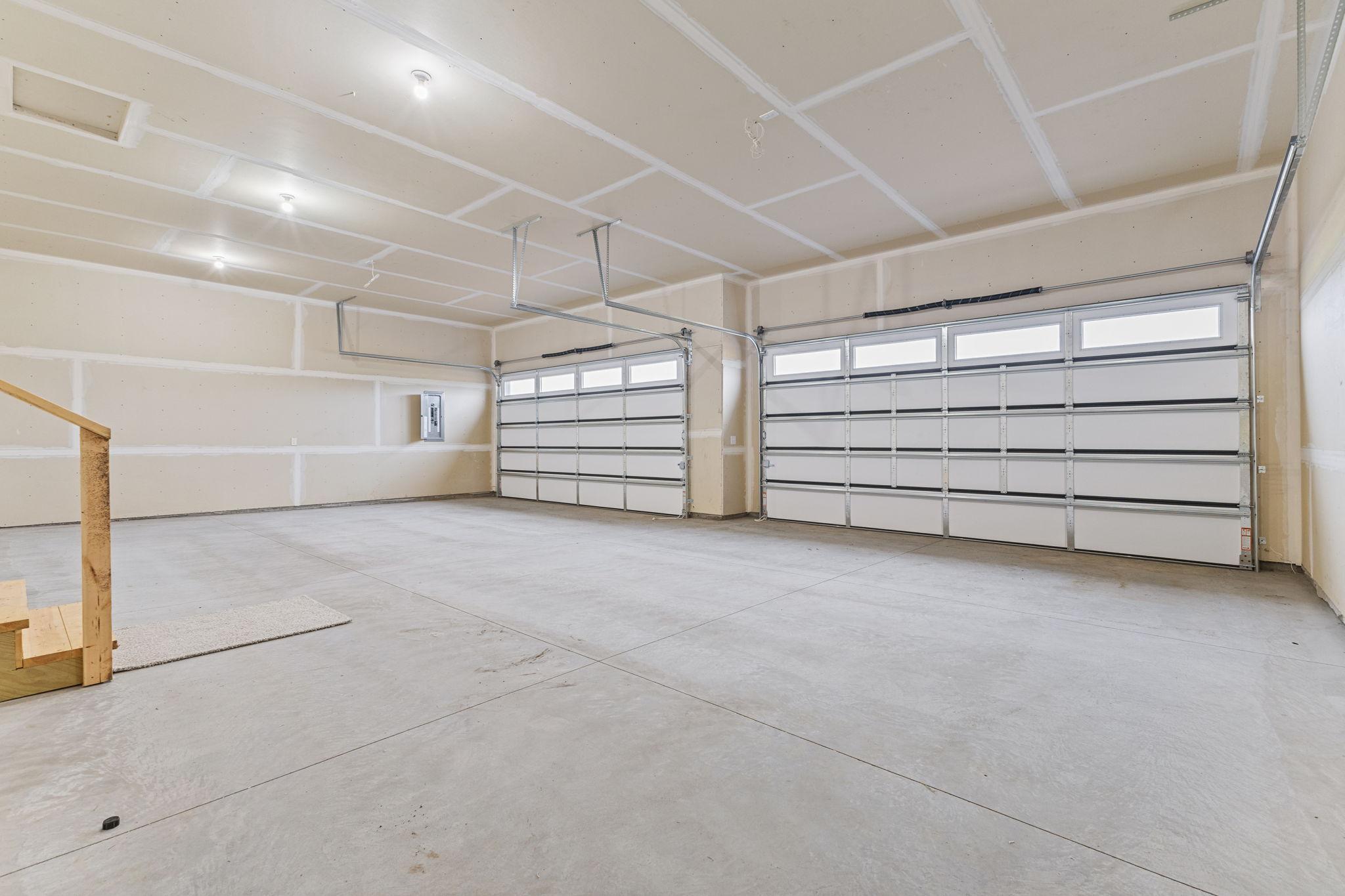 38x24- 4 stall garage!