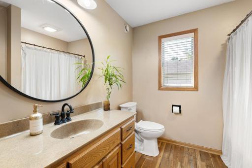 659 Crestview Lane, Owatonna, MN 55060