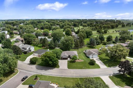 659 Crestview Lane, Owatonna, MN 55060