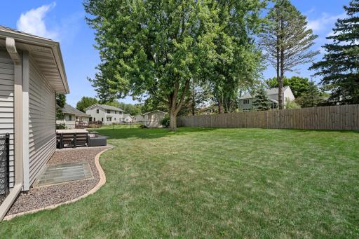 659 Crestview Lane, Owatonna, MN 55060
