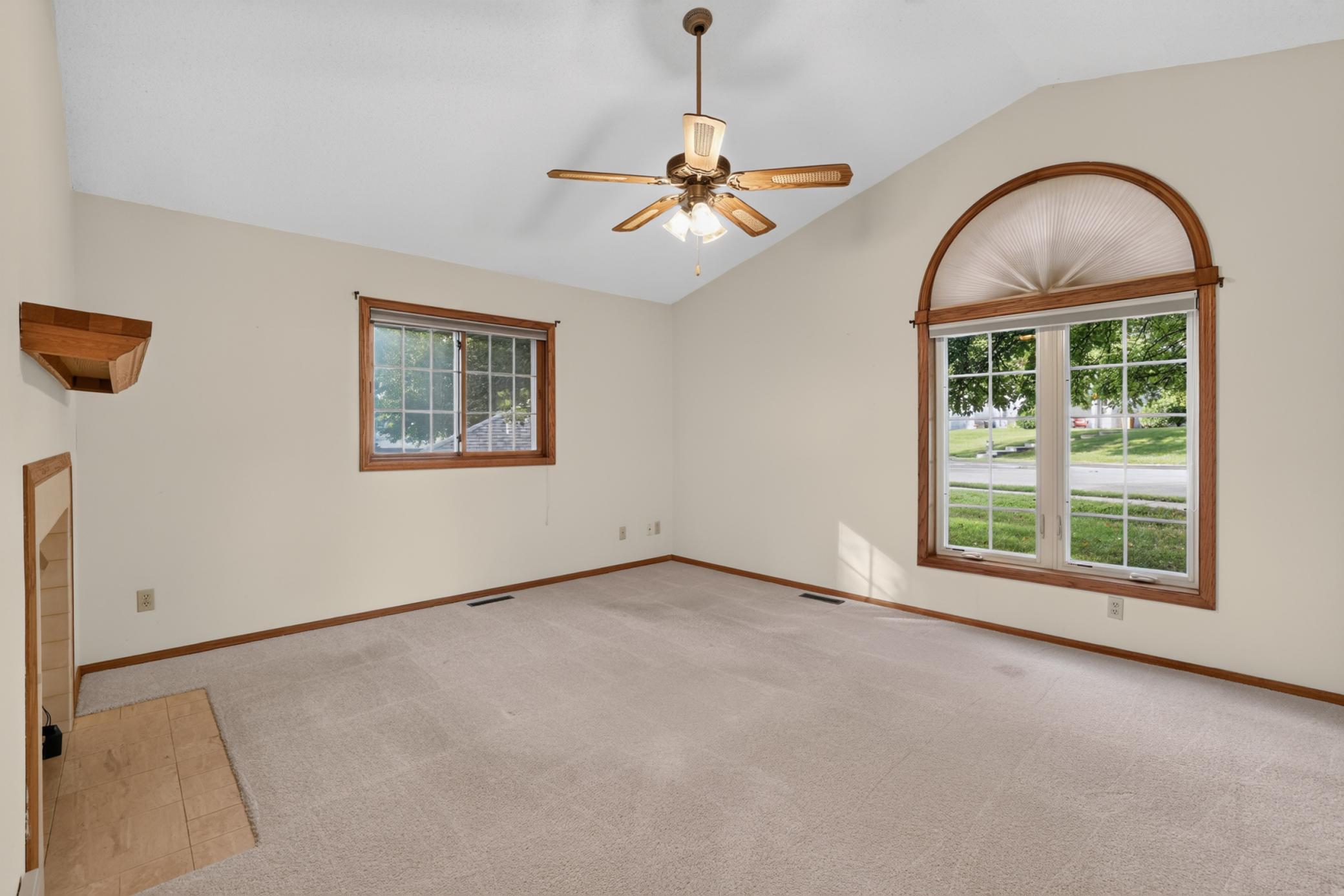 Primary Suite/Main Floor