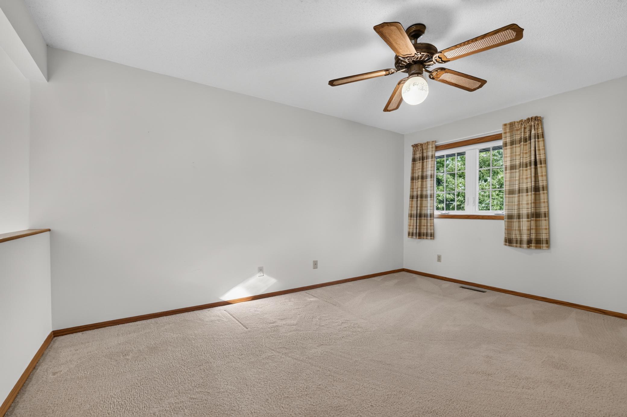 Bedroom 3/Upper Level