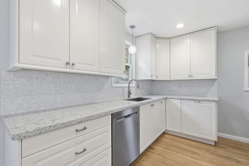 6820 Thomas Avenue S, Richfield, MN 55423