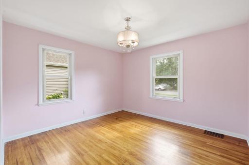 6820 Thomas Avenue S, Richfield, MN 55423