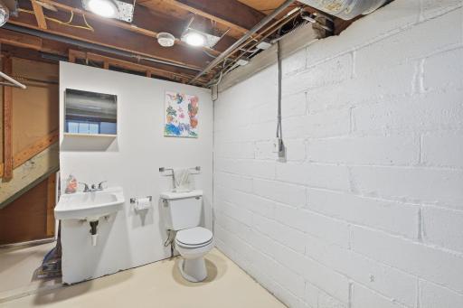 6820 Thomas Avenue S, Richfield, MN 55423