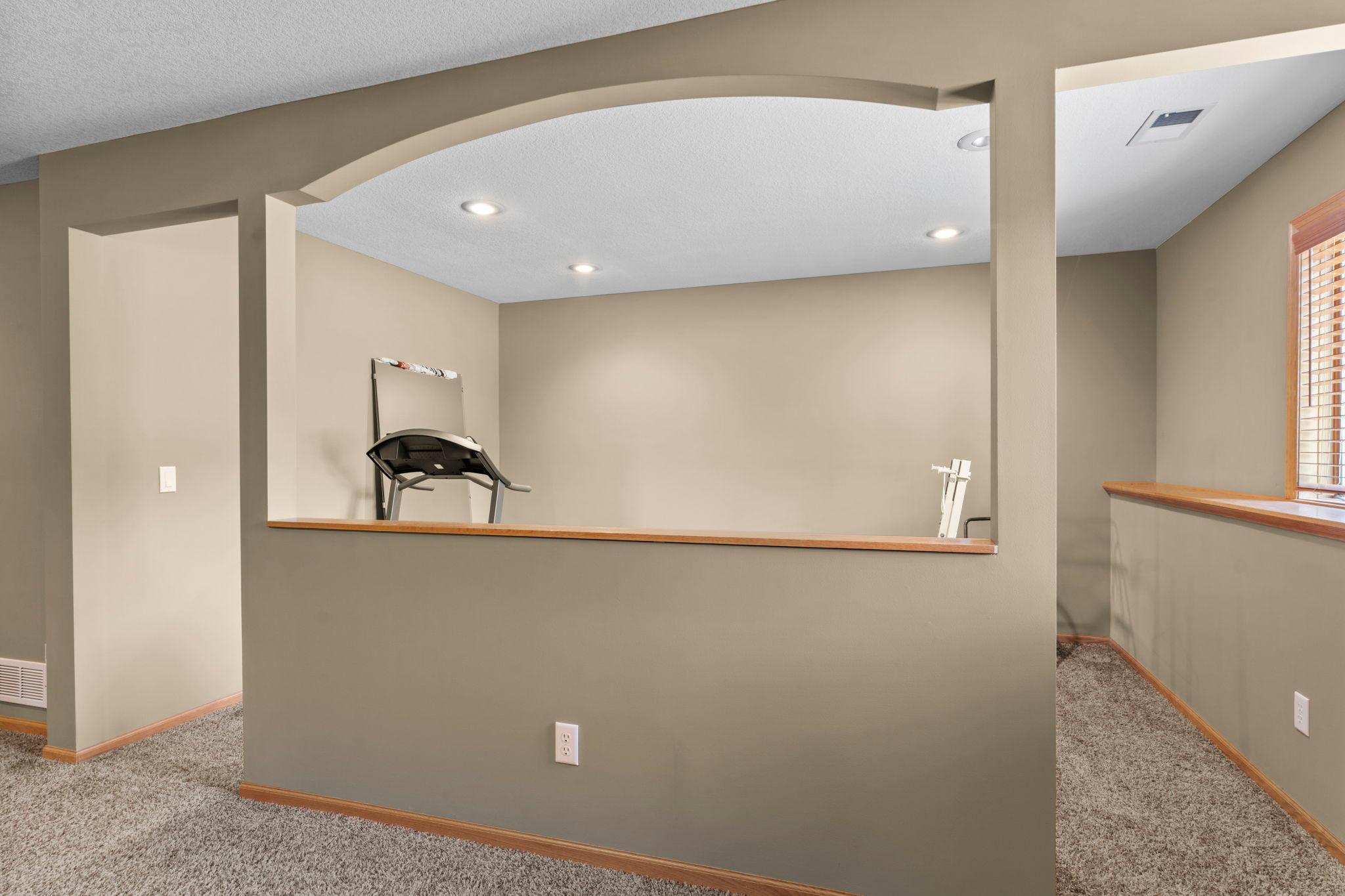 135-web-or-mls-40617 Lowden Ave-588 (87).jpg