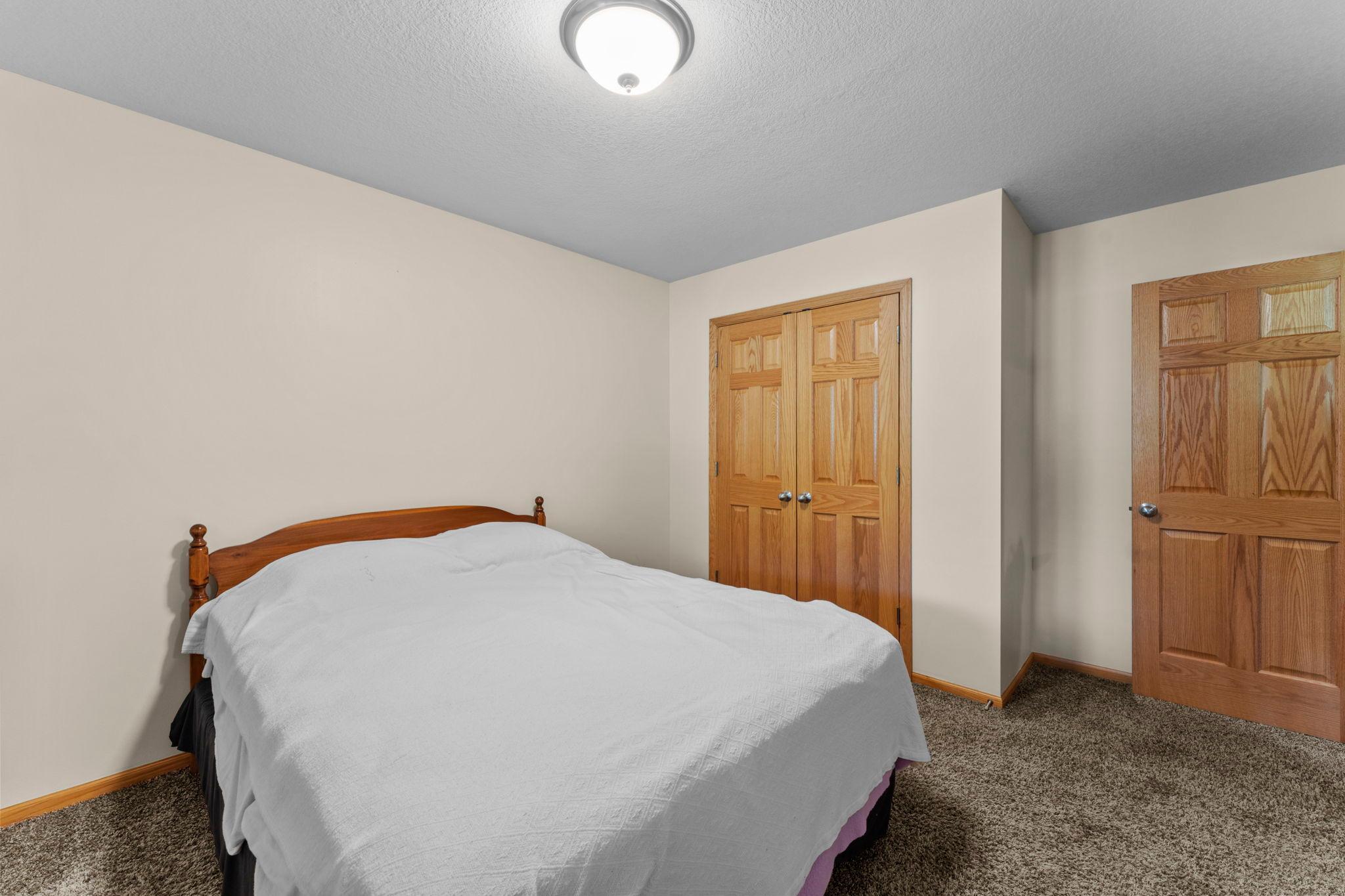 135-web-or-mls-40617 Lowden Ave-588 (91).jpg