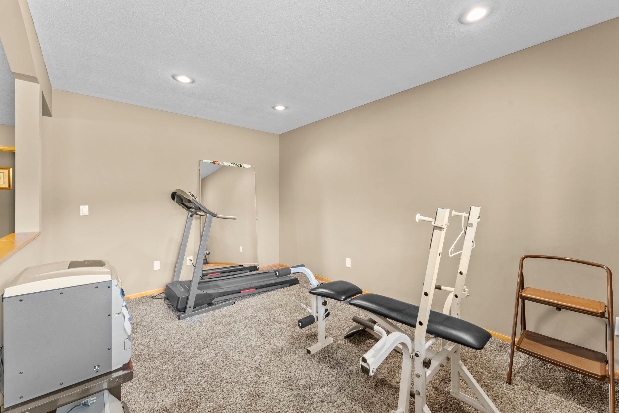 135-web-or-mls-40617 Lowden Ave-588 (88).jpg