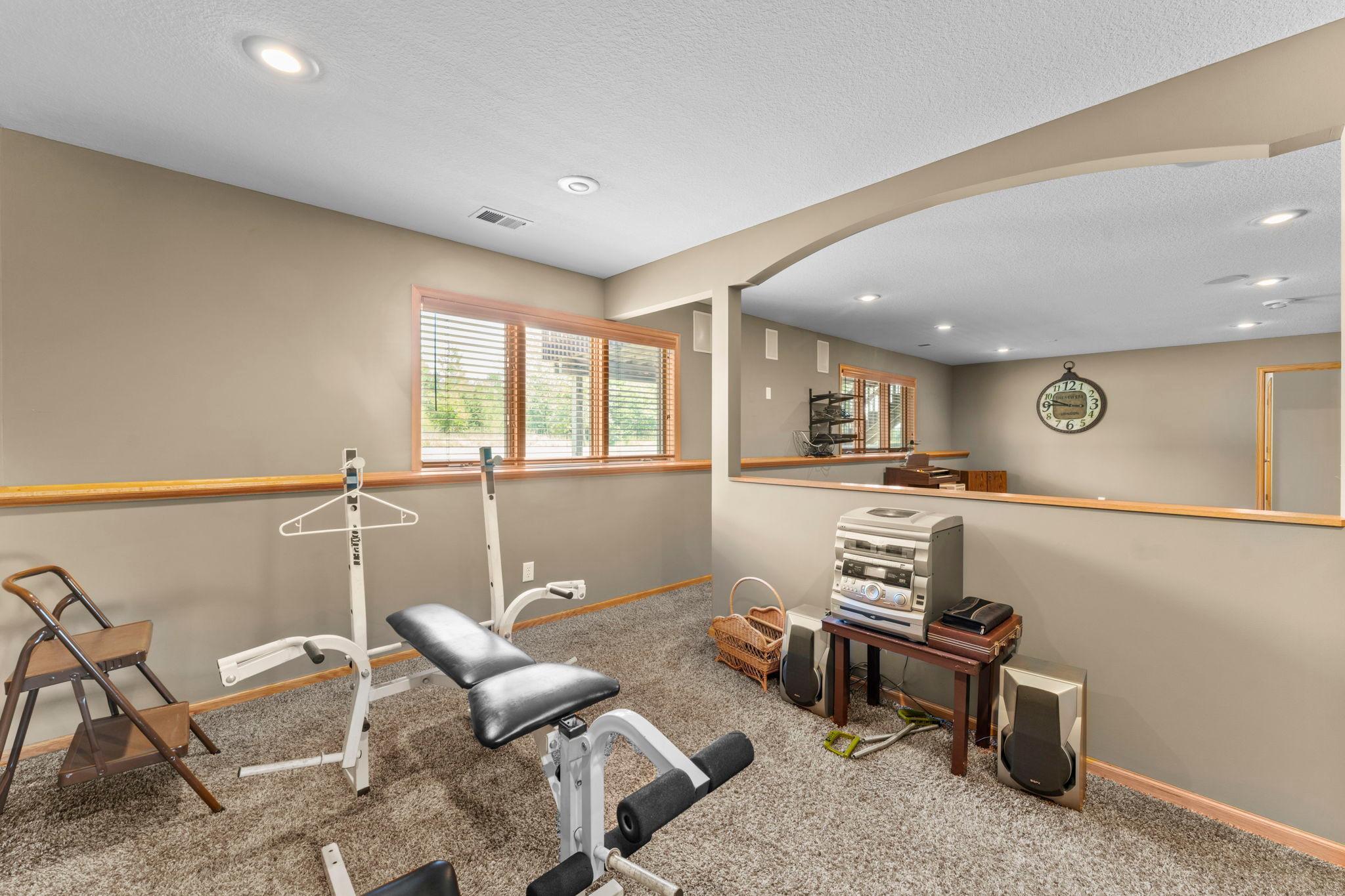 135-web-or-mls-40617 Lowden Ave-588 (89).jpg