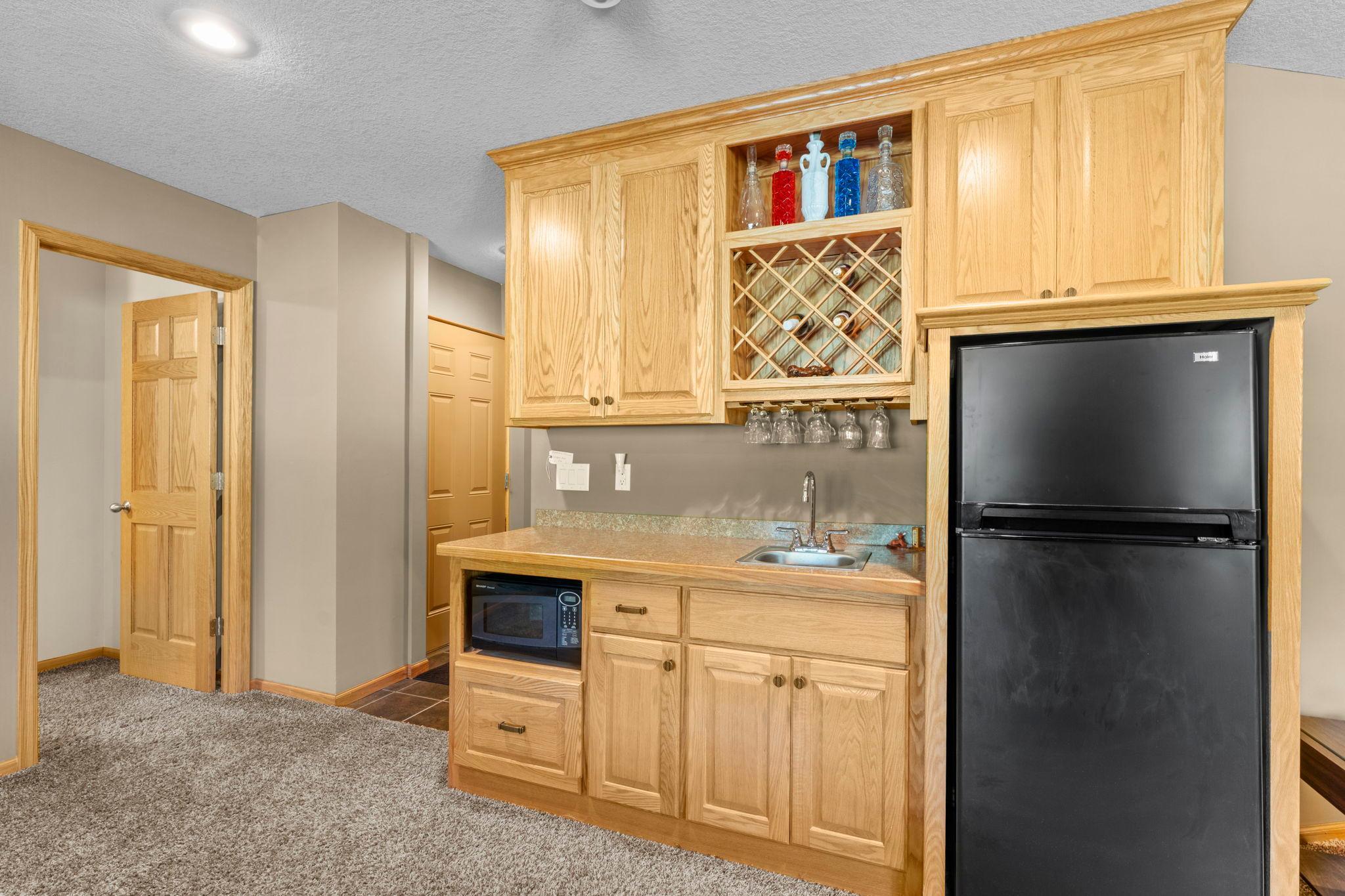 135-web-or-mls-40617 Lowden Ave-588 (84).jpg
