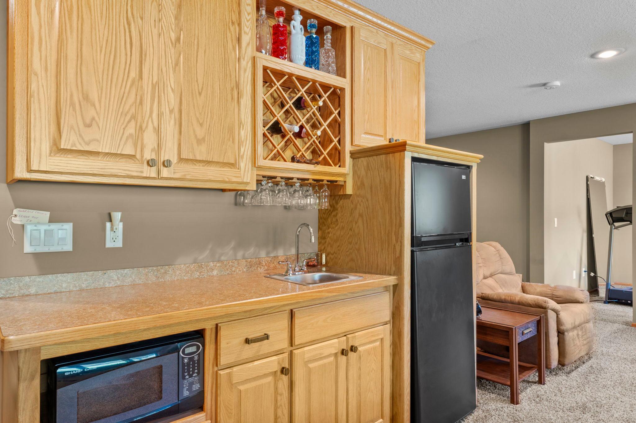 135-web-or-mls-40617 Lowden Ave-588 (85).jpg
