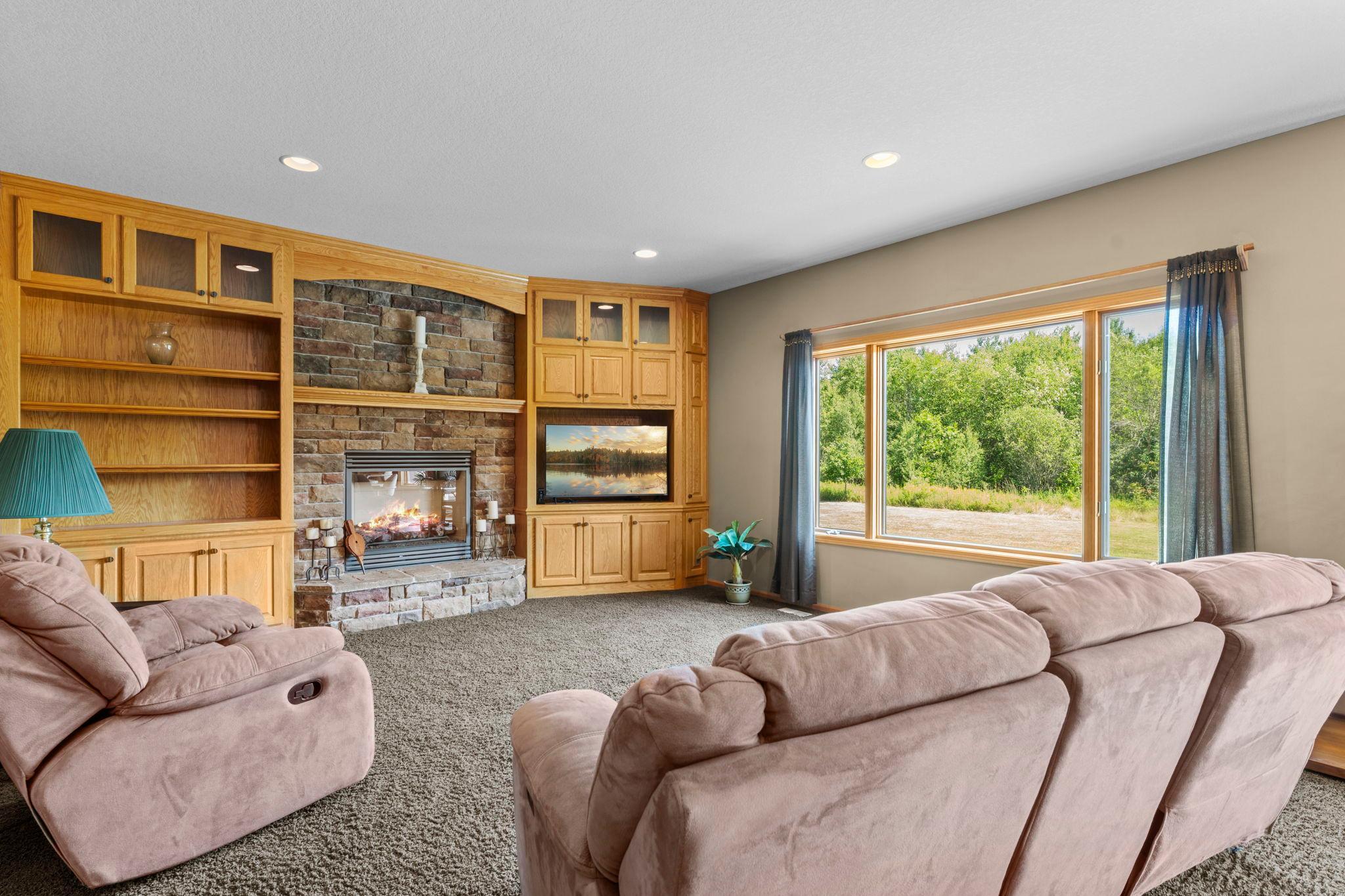 Gorgeous Living Room while watching wildlife