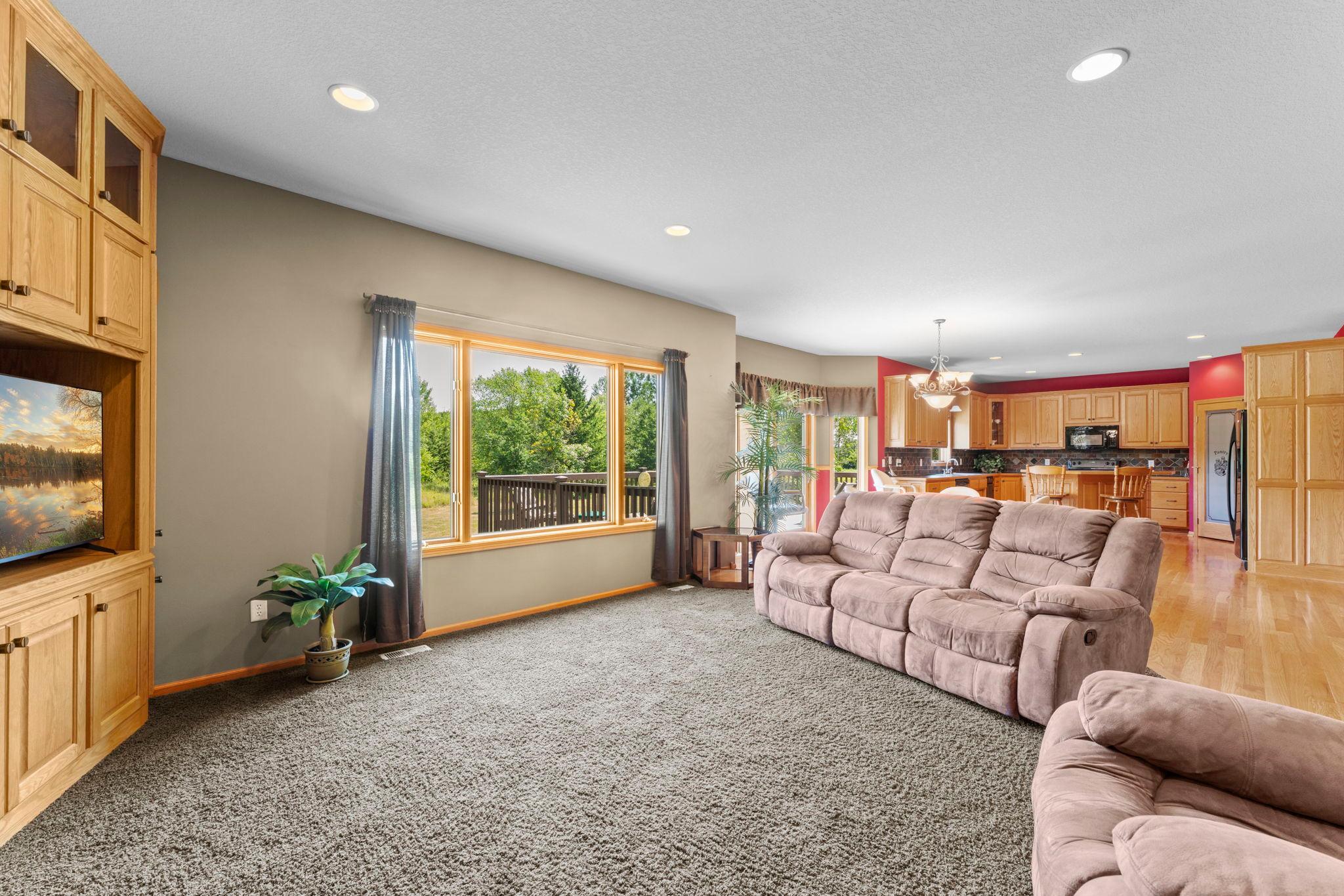 135-web-or-mls-40617 Lowden Ave-588 (42).jpg