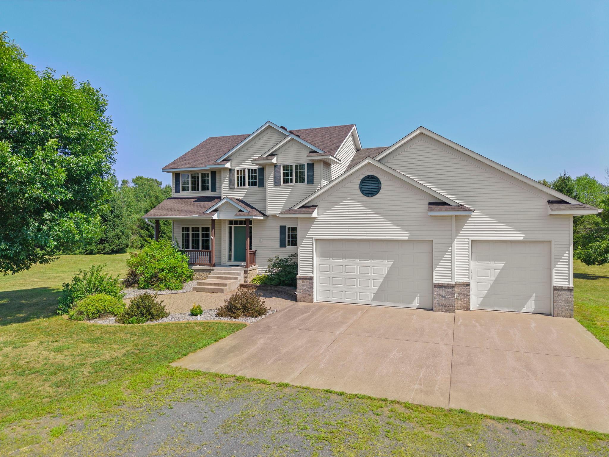 135-web-or-mls-40617 Lowden Ave-588 (16).jpg