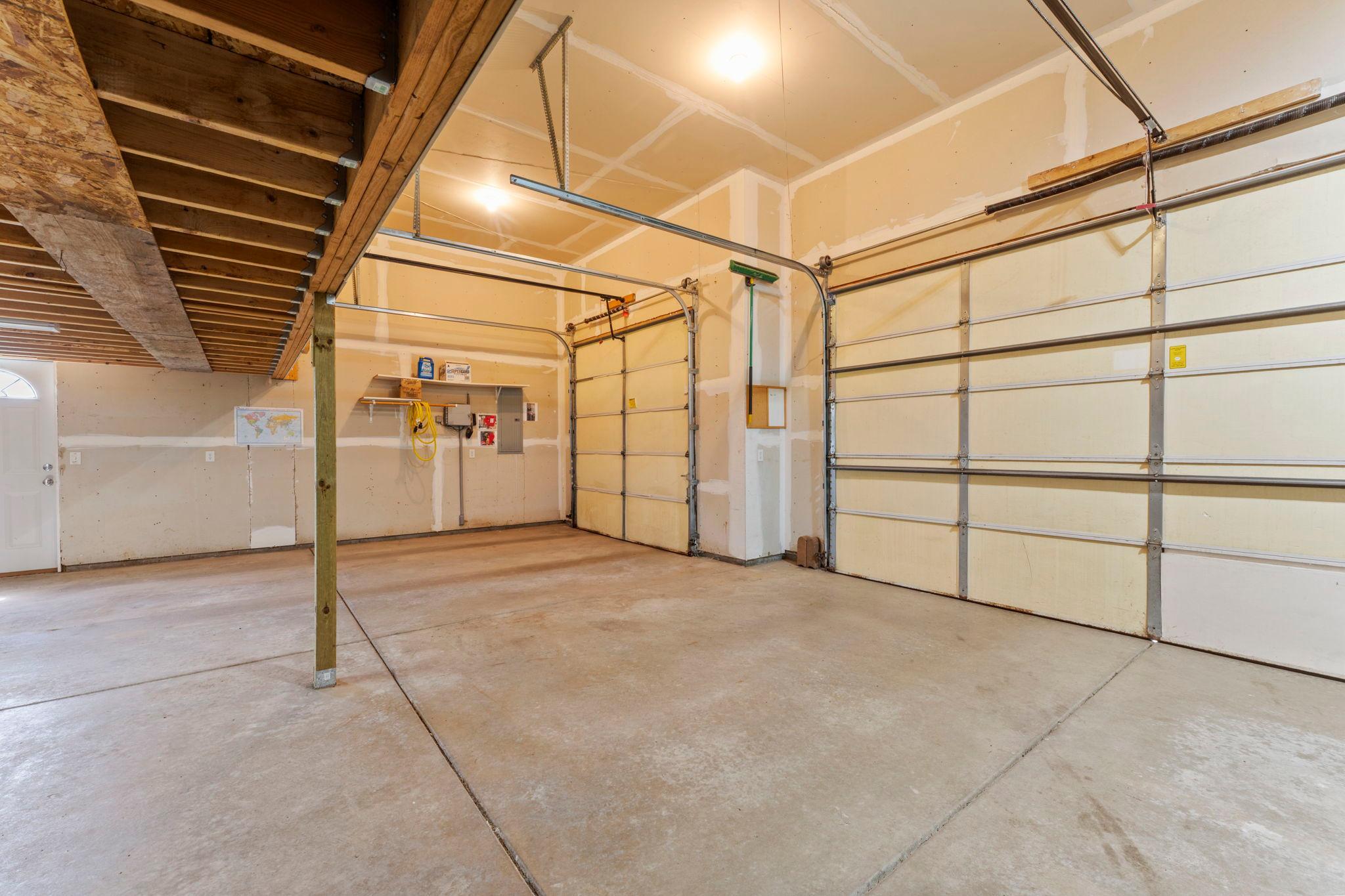 135-web-or-mls-40617 Lowden Ave-588 (102).jpg